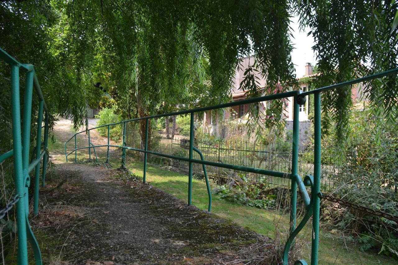 Le Moulin Neuf Villa Beaupréau-en-Mauges Exteriör bild