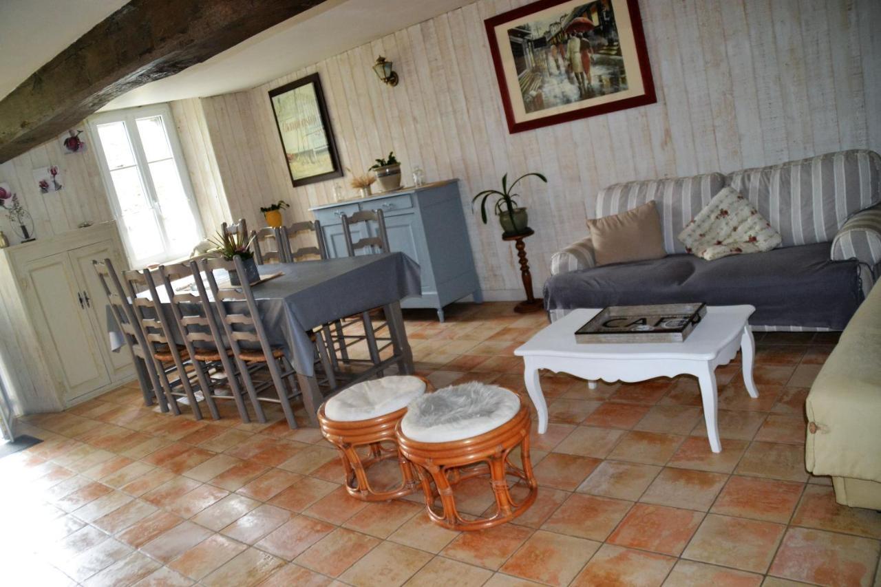 Le Moulin Neuf Villa Beaupréau-en-Mauges Exteriör bild